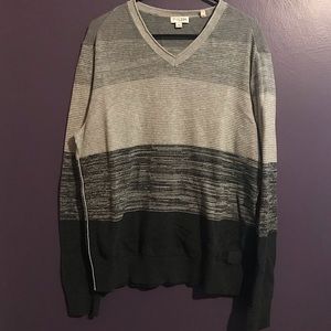 Men’s XXL Gray & black block striped sweater